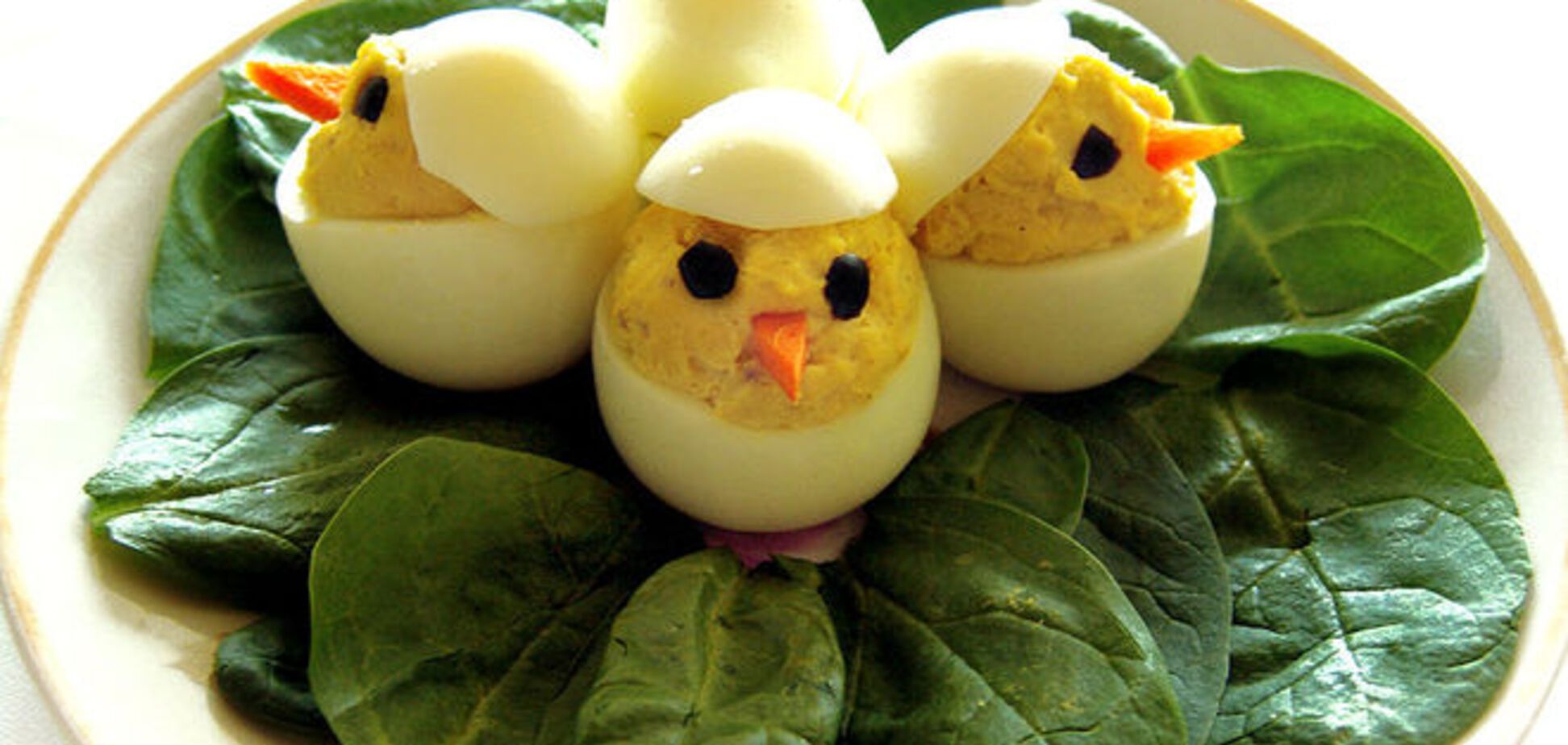 Пасхальные рецепты: как превратить вареное яйцо в цыпленка
