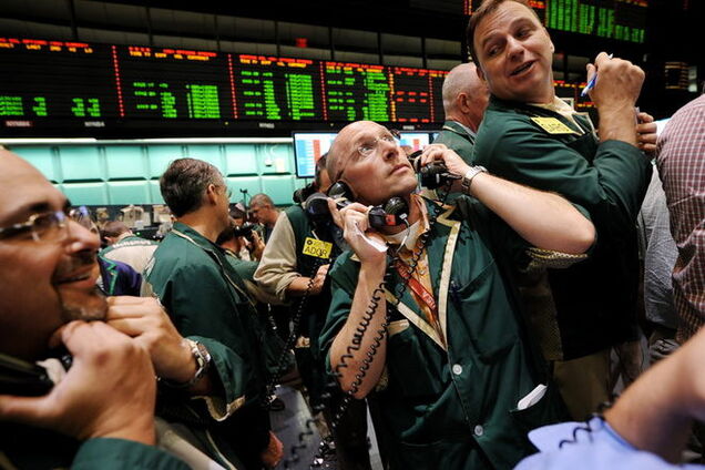 Цена нефти Brent упала ниже $61