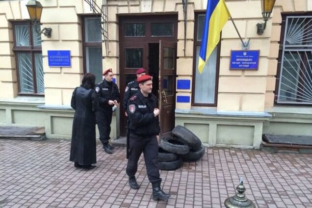 Порошенко нашел судью, который будет санкционировать аресты своих коллег — СМИ