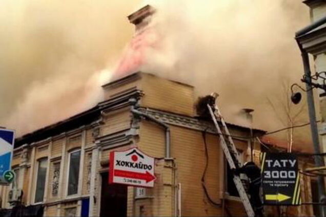 На месте пожара на Саксаганского в Киеве найдена канистра с бензином