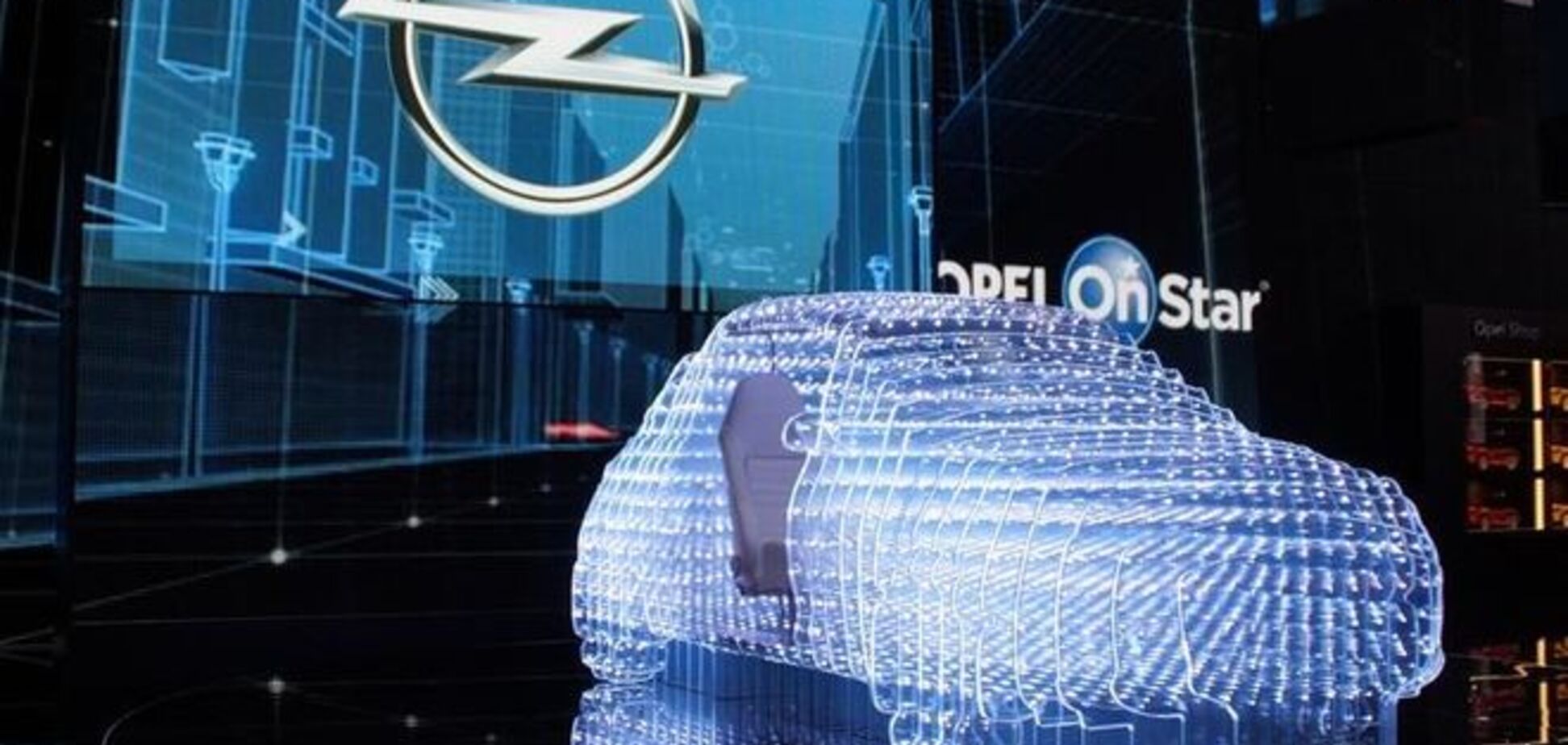 Opel поразил в Женеве 'космическим' зрелищем: роскошные фото и видео