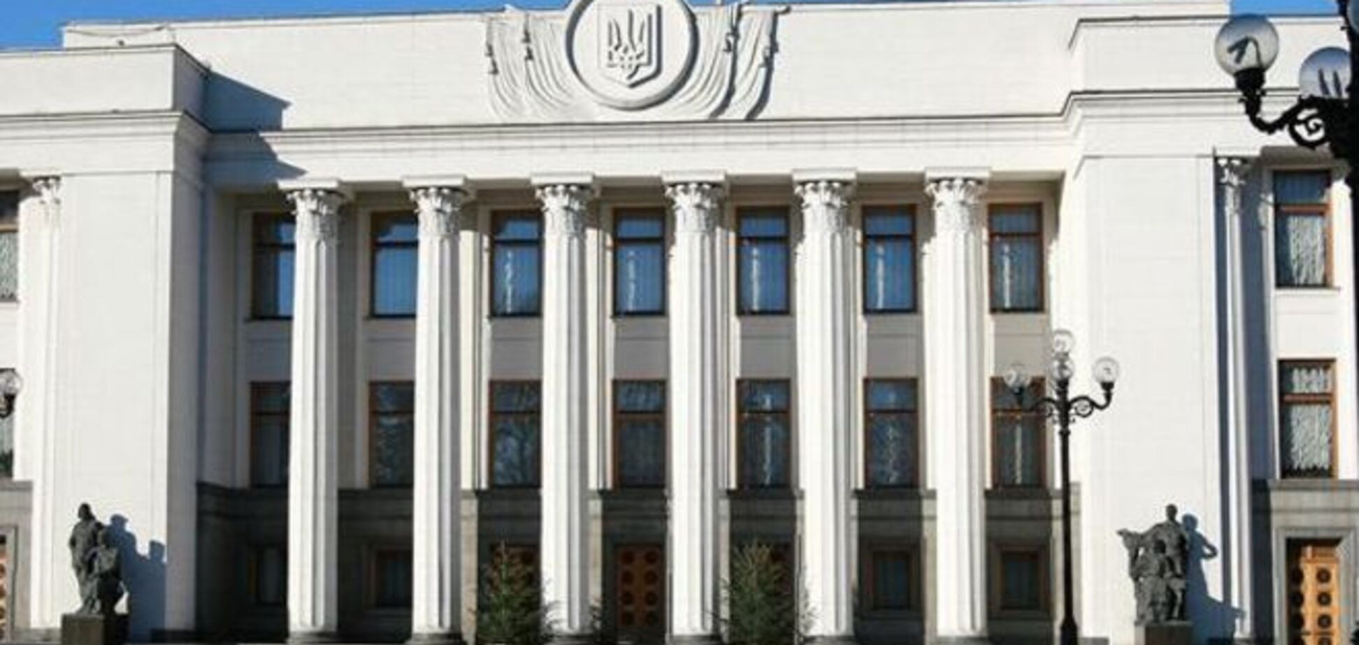 Депутаты отказали Кабмину в праве регулировать продажу электроэнергии в зону АТО