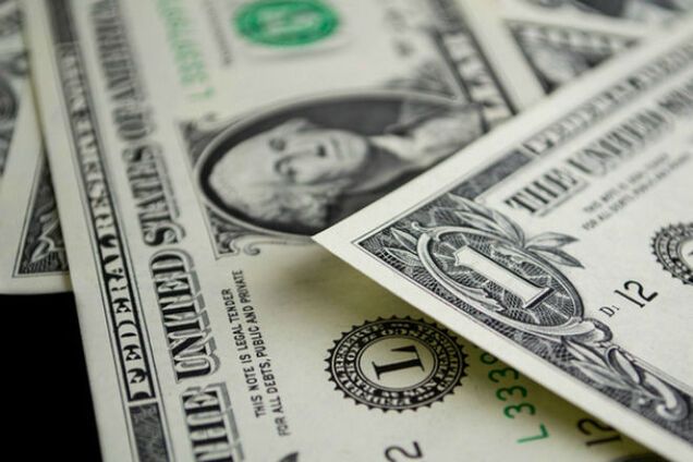 Доллар на 'черном' рынке уверенно приближается к 30 гривням
