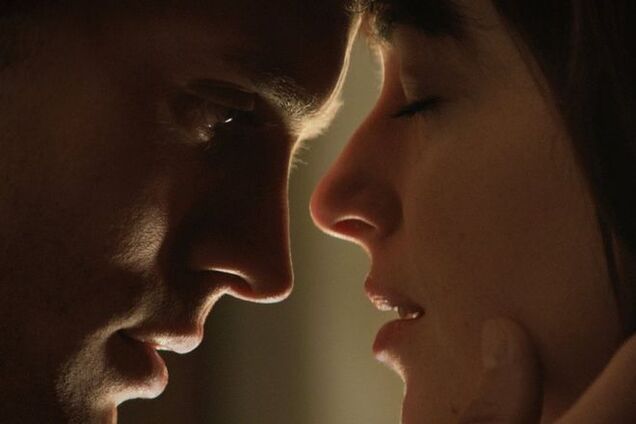 'Пятьдесят оттенков серого' заработали полмиллиарда