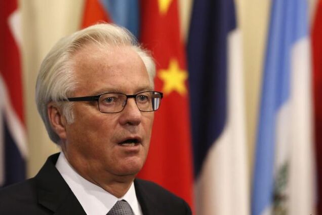 Чуркин на заседании Совбеза ООН заявил, что боевики уже завершили отвод вооружения