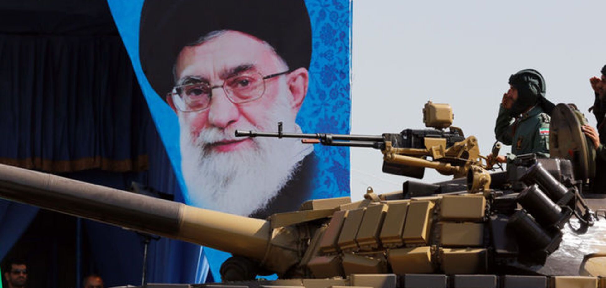 У иранского лидера аятоллы Хаменеи отказали внутренние органы – СМИ