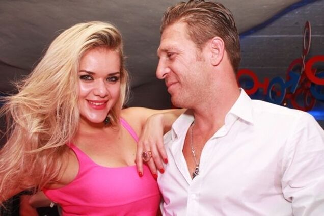 Знаменитый украинский футболист стал многодетным отцом: первые фото малыша