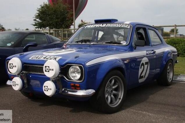 В Англії феноменально викрали раритетне авто: шокуюче відео