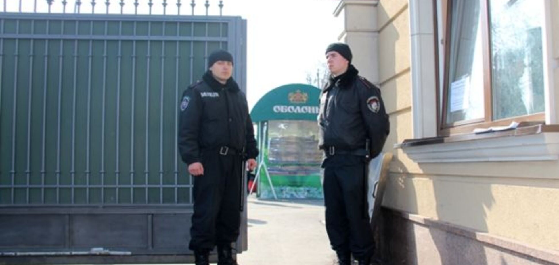 Нацгвардия в 'Межигорье' задержала россиянина с заточкой и картами Донецкой области