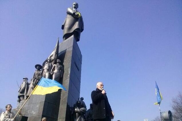 В Харькове, несмотря на угрозу теракта, началась акция по случаю годовщины со дня рождения Шевченко