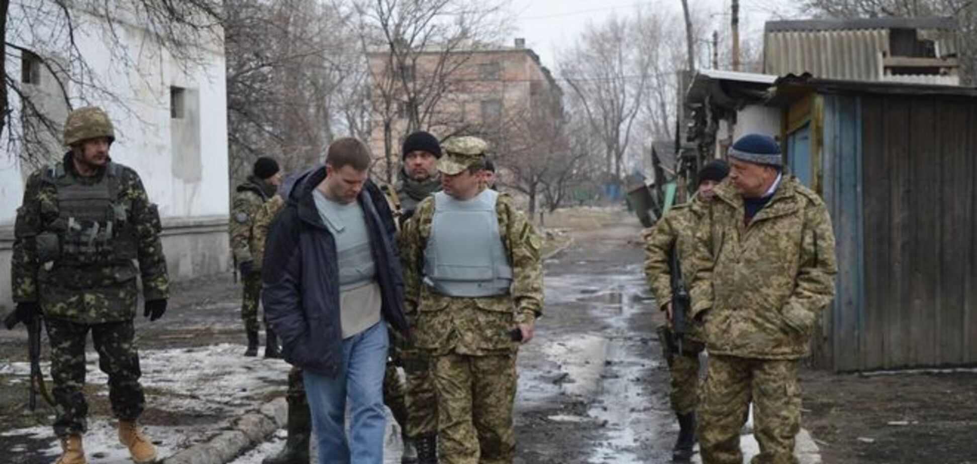 Москаль показав американцям найгарячішу точку Луганщини: фото
