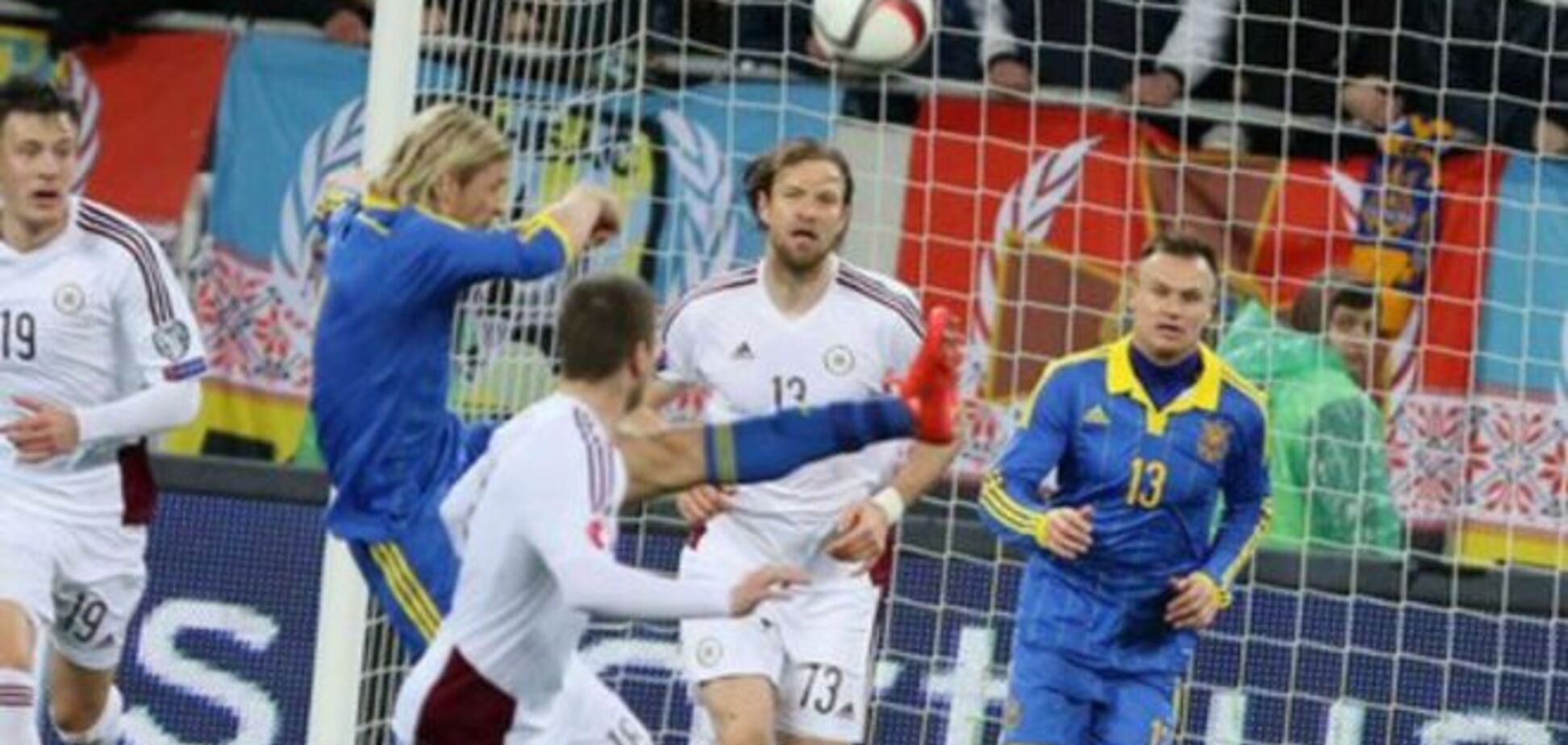 Капитан сборной Украины потроллил 'диванную сотню'