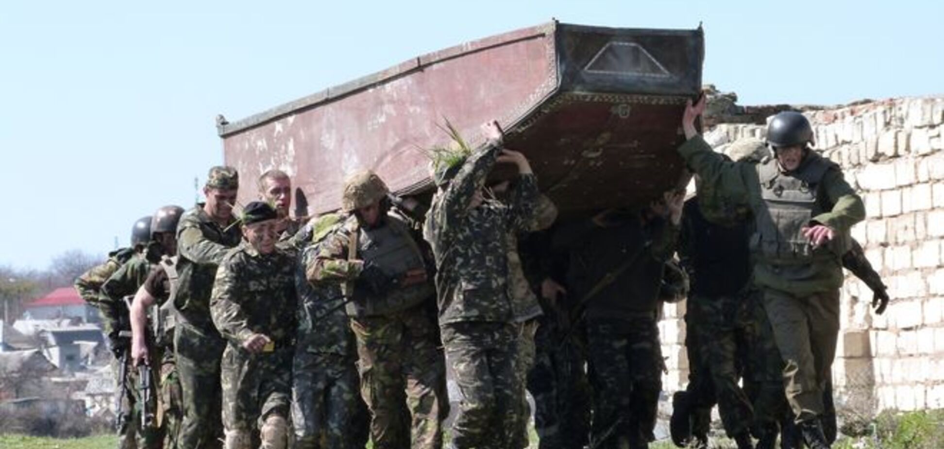 В Николаеве прошли испытания за черные береты. Опубликованы фото и видео