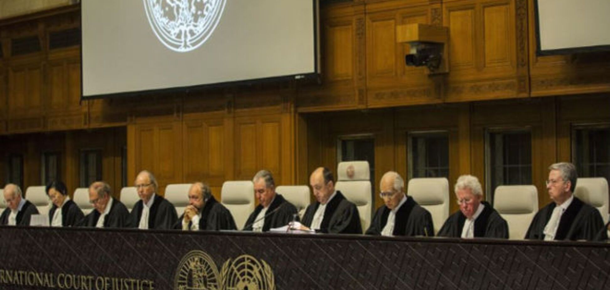 Украина до 1 мая подаст в Гаагский трибунал материалы против России