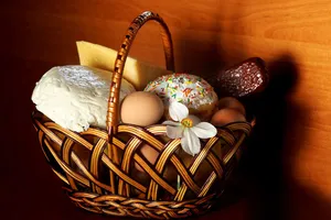 Названы 5 продуктов, которые обязательно нужно святить на Пасху