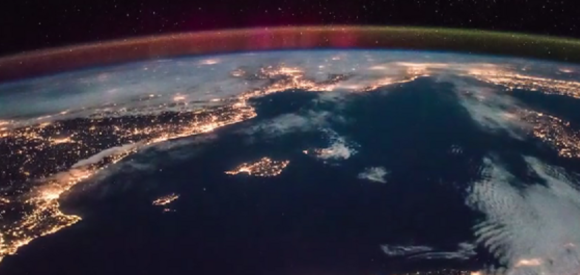 Астронавты с МКС засняли восход Венеры над Землей: опубликовано видео