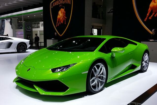 Lamborghini отказалась от выпуска дешевых автомобилей