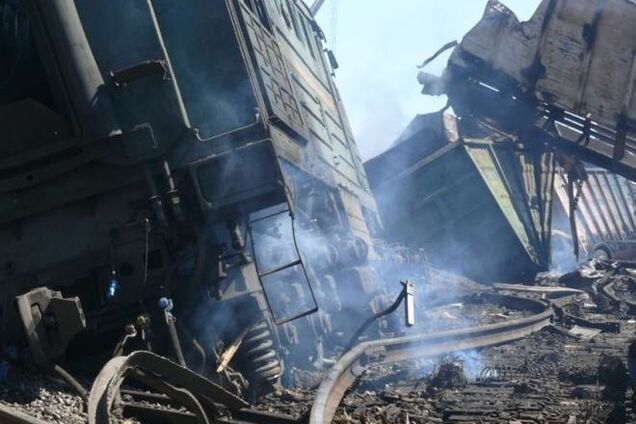 Под Донецком боевики взорвали железнодорожные пути