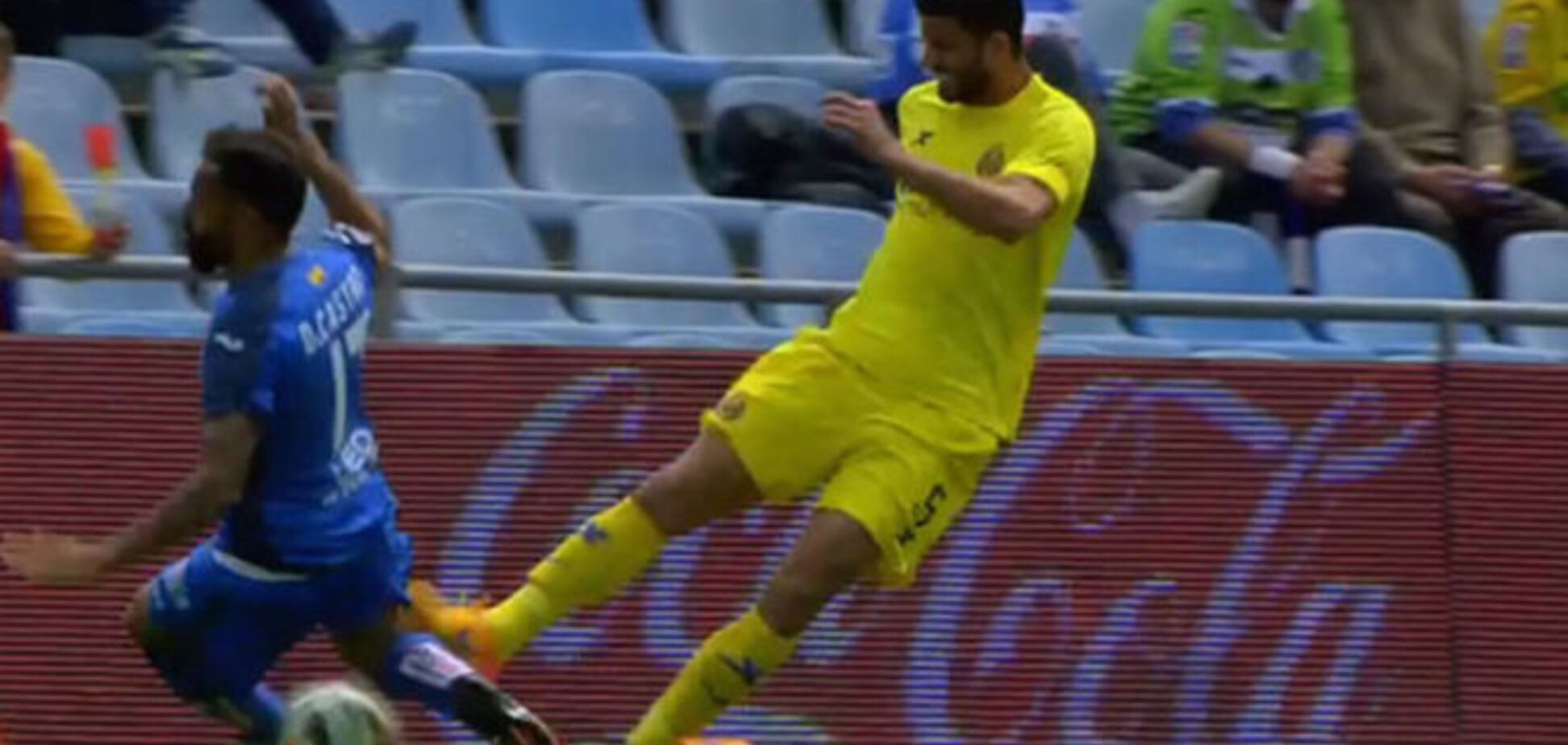 Аргентинский футболист получил ужасную травму: шокирующее видео
