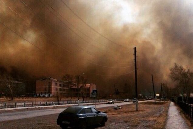 В России от стихийных пожаров сгорел целый город: видеофакт