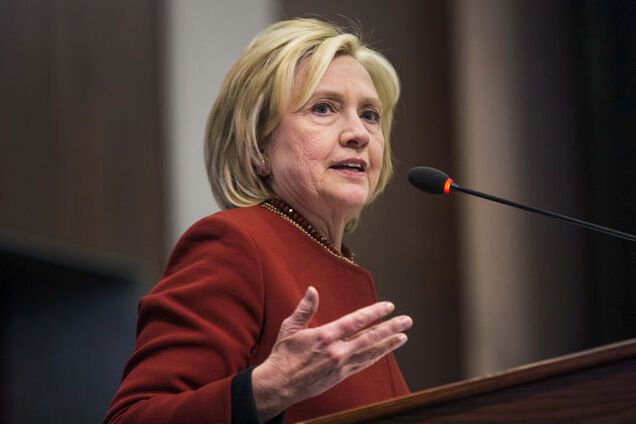 Эксперт: Клинтон, в отличие от Обамы, быстро бы поставила Путина на место