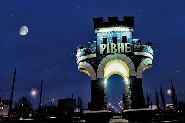 На Ривненщине повалили бюст советскому разведчику Кузнецову