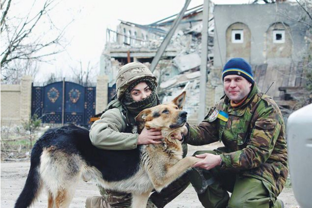 Собачий десант: животные предупреждают бойцов АТО об опасности