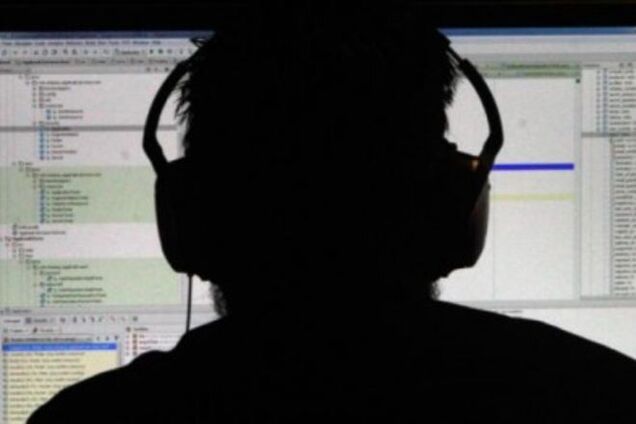 В Харькове торговали мобилками с функцией 'прослушки'