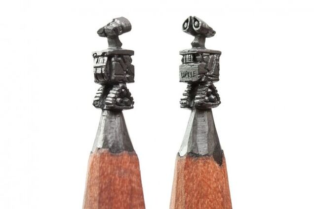 12 скульптур на кончике карандаша