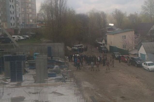 Передел рынка? В Киеве начали нападать на стройки