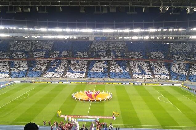 Болельщики 'Динамо' устроили яркое модульное шоу в Лиге Европы