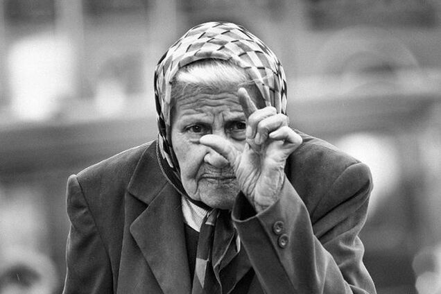 Низкие зарплаты украинцев устраивают Кабмин - СМИ