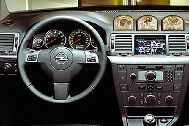 Советы экстрасенсов: как защитить свой автомобиль от негатива