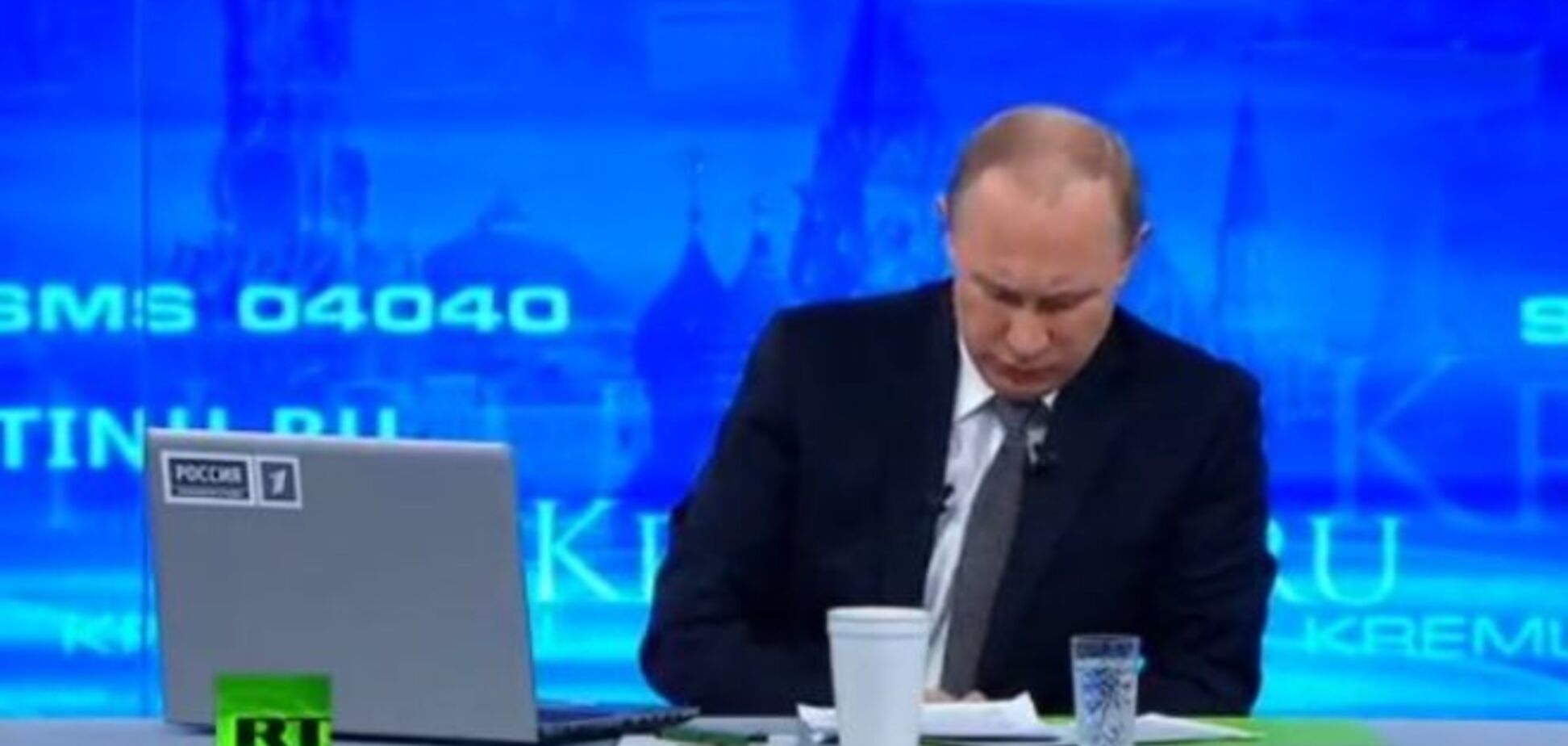 Почти половина россиян считают 'прямую линию' с Путиным показухой