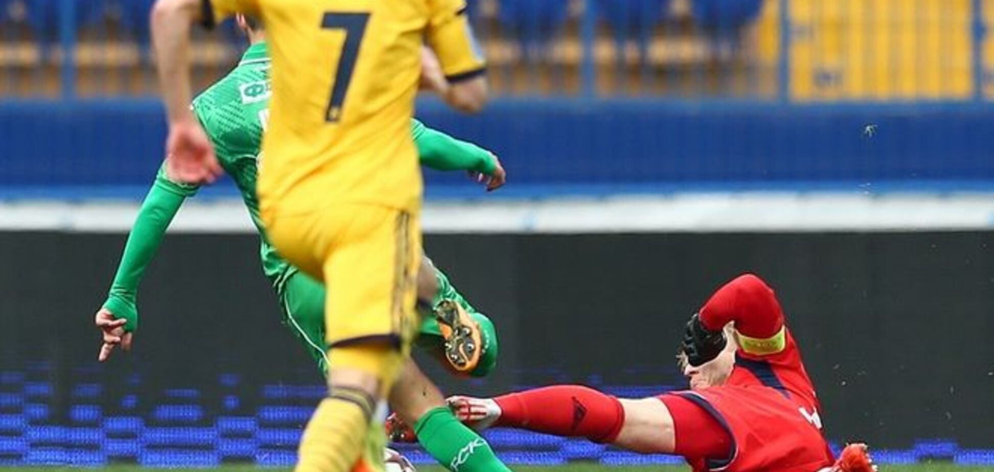 В матче 'Металлист' – 'Карпаты' произошел судейский скандал