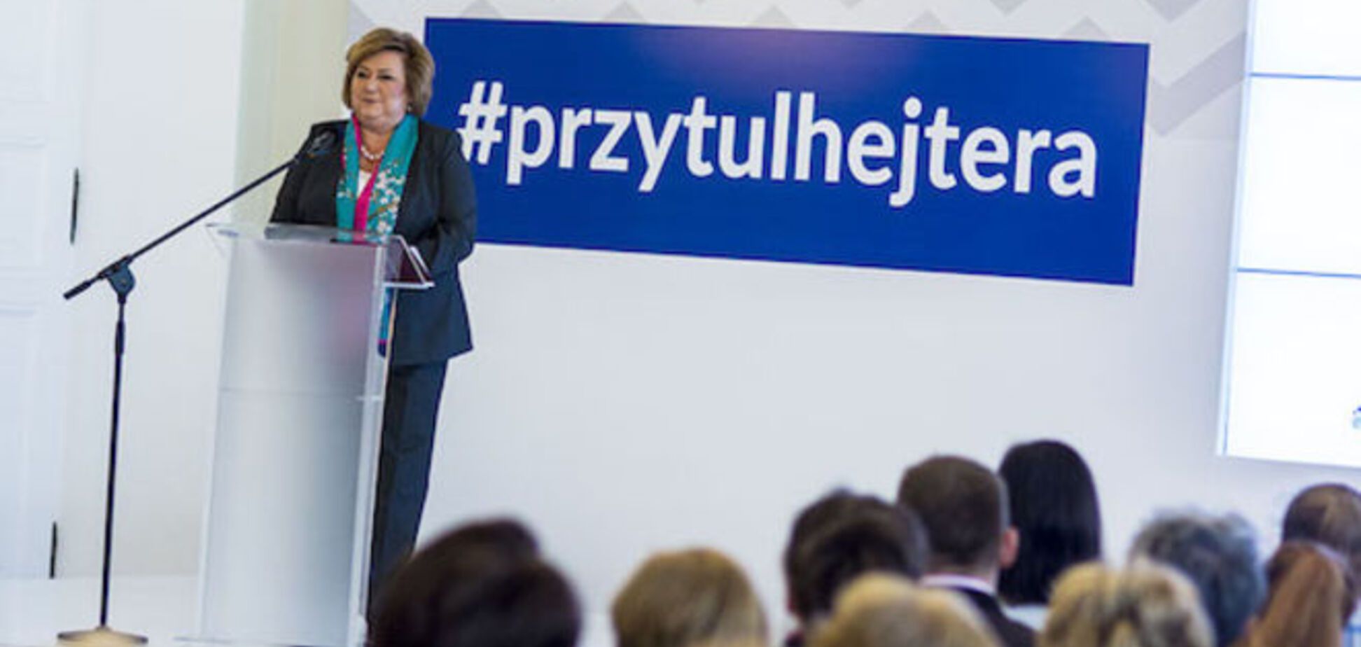 Обними тролля: первая леди Польши начала кампанию против интернет-агрессии