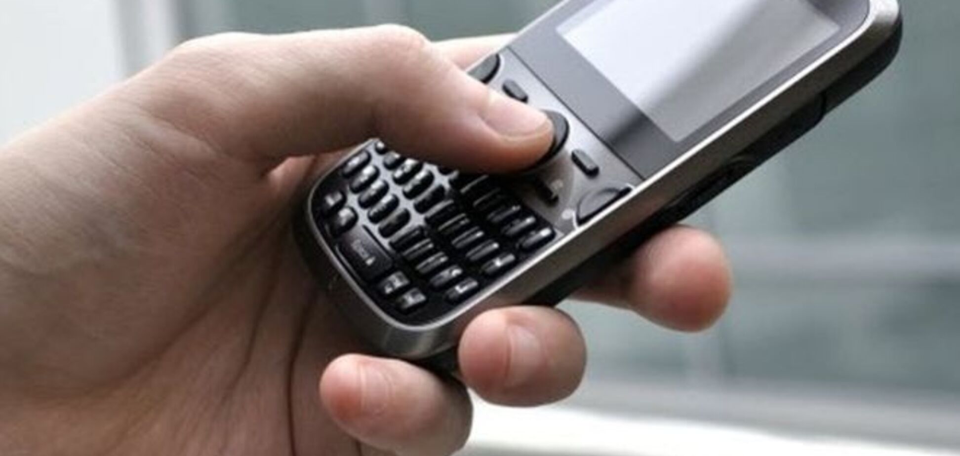 В зоне АТО генералы командуют через мобильные телефоны – Бутусов