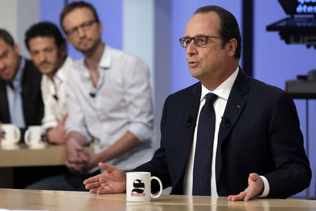 Олланд встал на защиту Charlie Hebdo: над религией можно смеяться