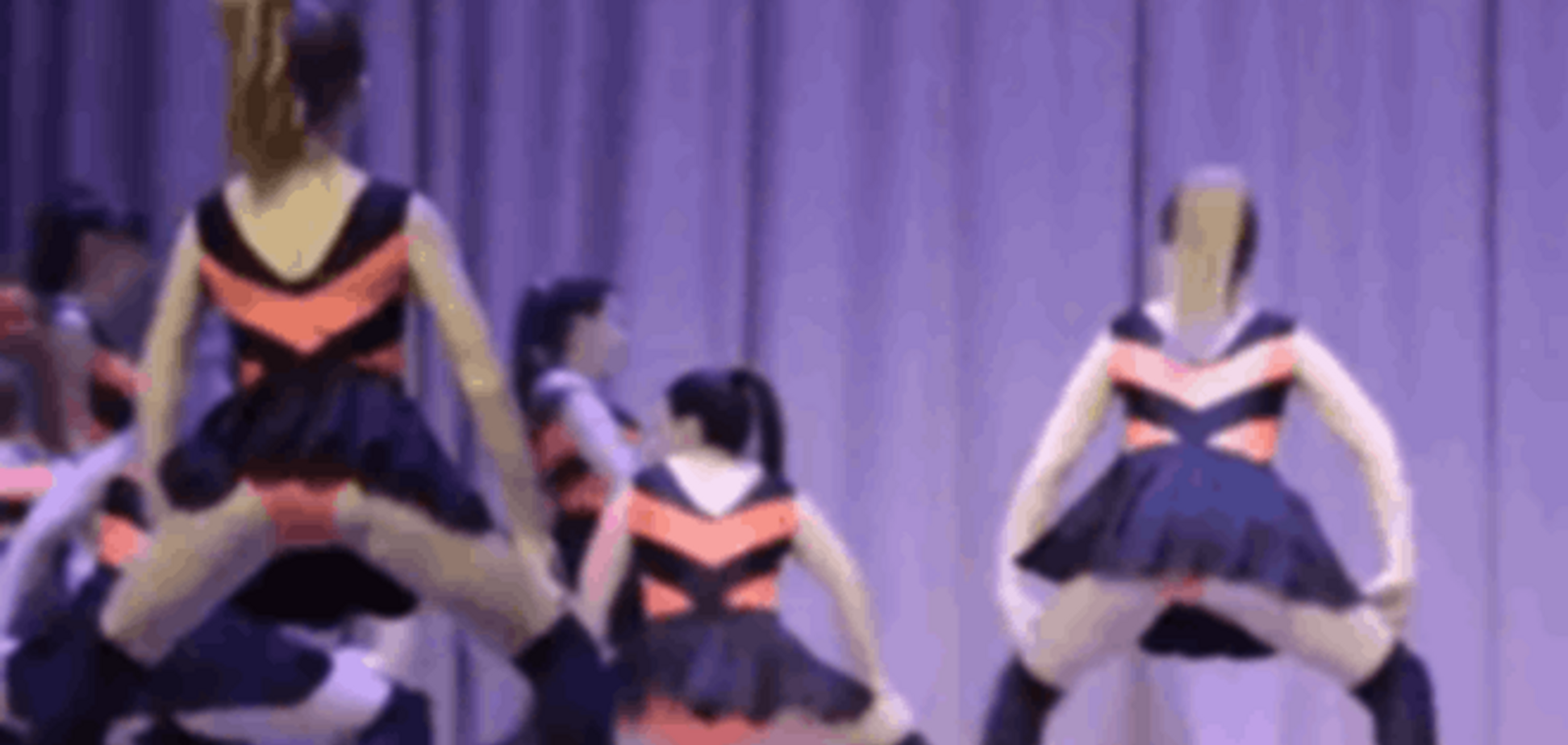 'Эротические пчелки' из Оренбурга взбунтовались в соцсетях: 'танцы им подавай'!