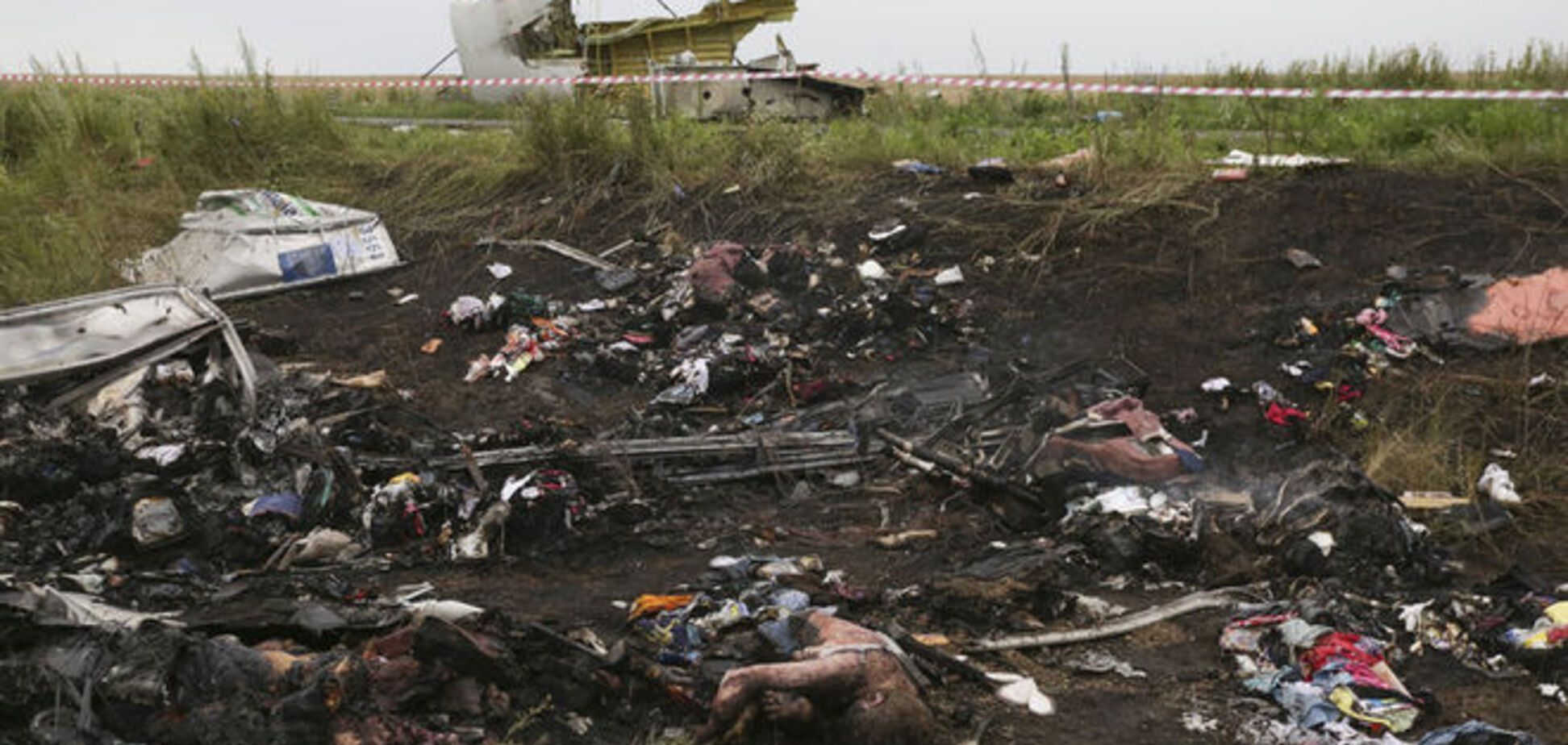 Крушение Boeing-777 на Донбассе: найдены новые останки