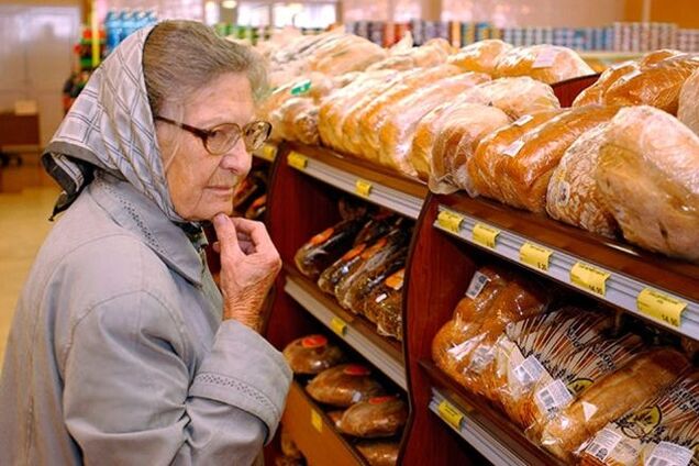 В Киеве подумывают о продаже хлеба по карточкам