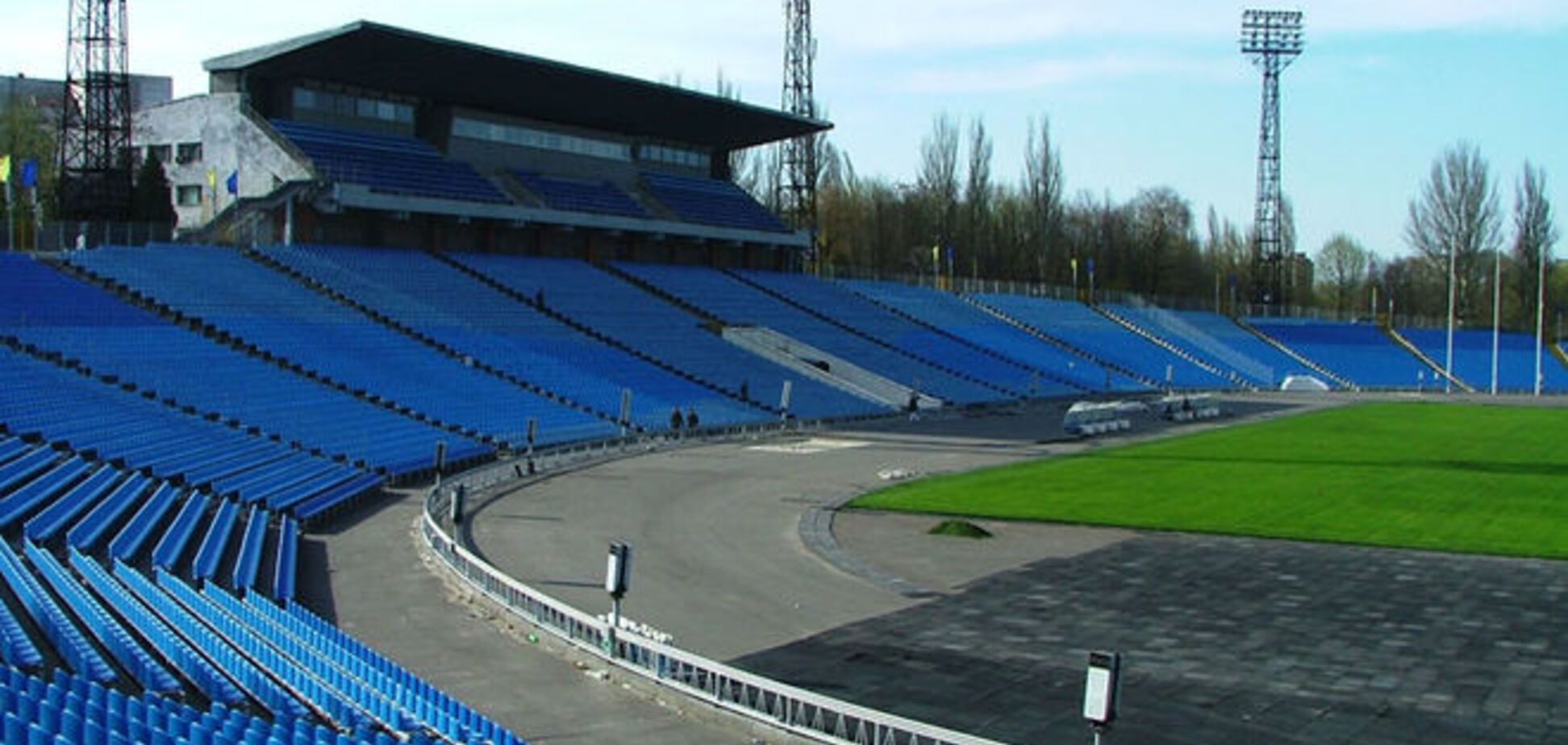 'Днепру' не разрешили играть на домашнем стадионе