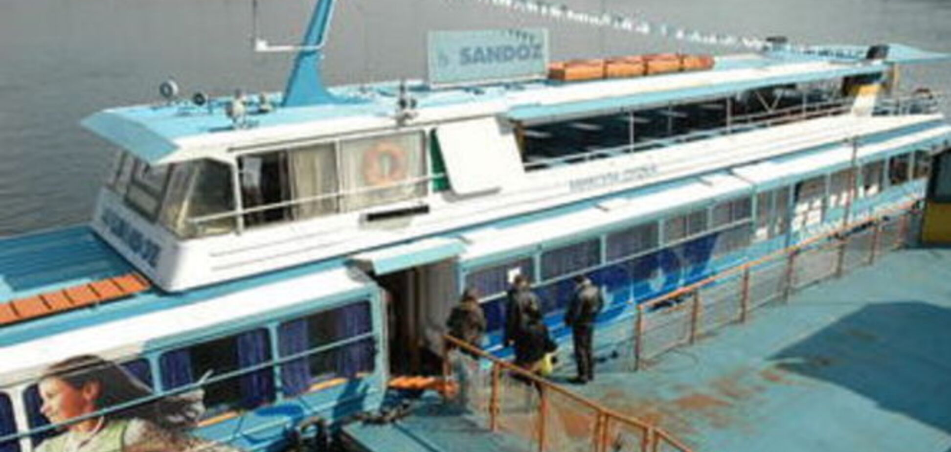 Из Киева в Межигорье будет курсировать теплоход