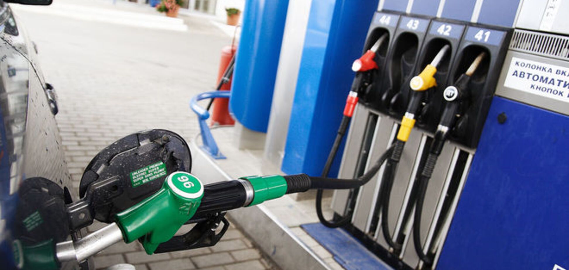 Експерти розповіли, як зміняться ціни на бензин в Україні