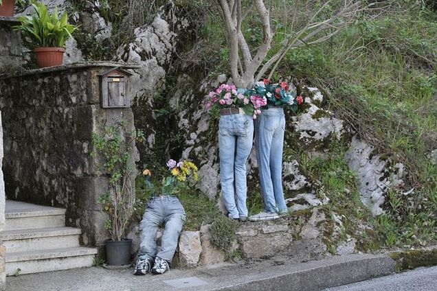 'Сила в штанах': Аваков похвалився джинсами з квітами - фотофакт
