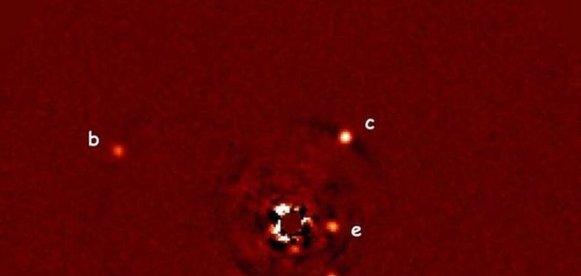 Астрономы сделали фото ближайшего 'двойника' Солнечной системы