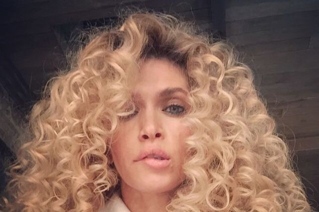 Звездный Instagram: кудряшка Брежнева, привязанная к стулу Семенович и тощая МакSим