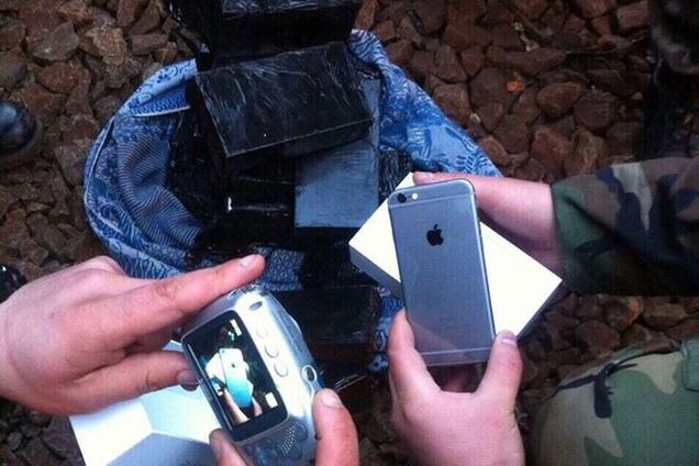 Одессита 'накрыли', когда он пытался вывезти в Россию смартфонов iPhone на миллион гривен