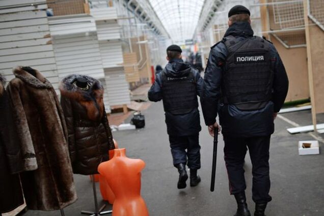 В Москве перед днем Победы будут искать товары с нацистской символикой