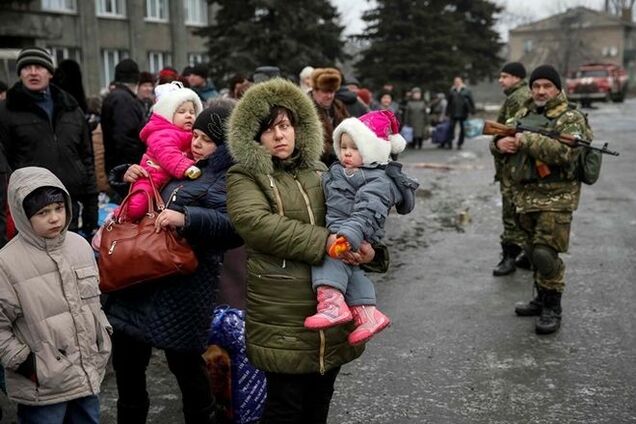 Число внутренних переселенцев с Донбасса перевалило отметку в 1,2 млн